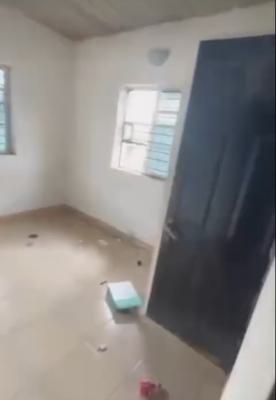 Decent 2 Bedroom, Sholuyi, Gbagada, Lagos, Flat / Apartment for Rent