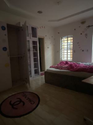 Luxury Spacious One Room Shared Apartment, Chevron , Along Chevron Drive in an Estate, Lekki, Lagos, Self Contain (single Rooms) for Rent