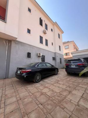 Massive 3 Bedrooms Flat in a Beautiful Estate on Fully Tarred Road, Area 1 Axis., Durumi, Abuja, House for Sale