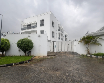 Executive 3-bedroom Apartment, Banana Island, Ikoyi, Lagos, Flat / Apartment for Rent