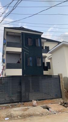 Self Contain, Ilupeju, Ilupeju, Lagos, Self Contain (single Rooms) Joint Venture