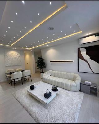 Beautiful 2 Bedroom Apartment with Top Notch Amenities, Ikate, Lekki, Lagos, Flat / Apartment Short Let