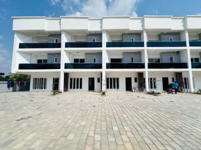 Distress  4-bedroom Terraced Duplex with Bq, Jahi, Abuja, Terraced Duplex for Sale