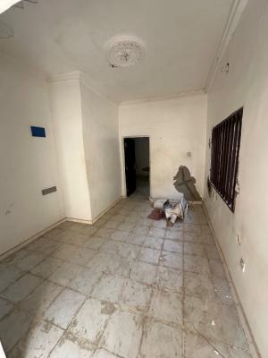 a Standard One Bedroom Apartment in a Decent Neighborhood, 5th Avenue, Gwarinpa, Abuja, Mini Flat (room and Parlour) for Rent