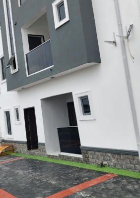an Executive Two Bedroom Flat, Value Hope Estate,around Skymall Sangotedo Ajah Lekki Phase2, Lekki, Lagos, Flat / Apartment for Rent
