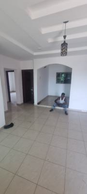 Well Maintained 2brm Flat Apartment, Tina Johnson Close Behind Coastal Rd Okunajah Lekki, Lekki, Lagos, Flat / Apartment for Rent