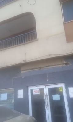 Miniwarehouse, on About 250sqm, Along Ijesha Road, Ijesha, Surulere, Lagos, Warehouse for Rent