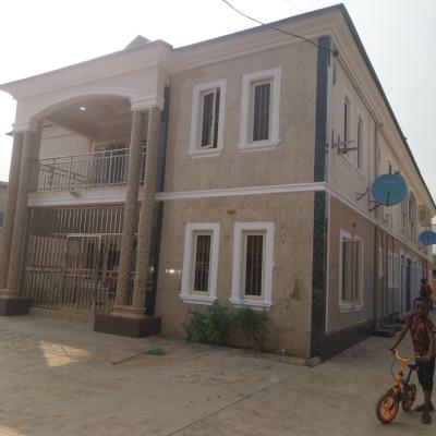 Standard 3bedroom.flat in a Private  at  Magboro, Peace Estate, Magboro, Ogun, Flat / Apartment for Rent