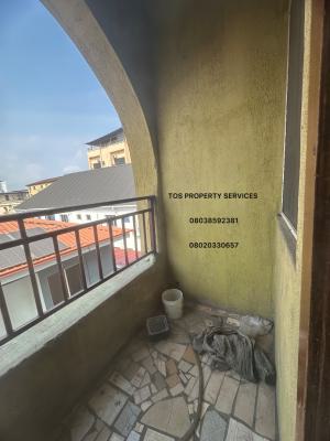 Standard Miniflat + Balcony (upstairs), Off Herbert Macaulay Way, Yaba, Yaba, Lagos, Mini Flat (room and Parlour) for Rent