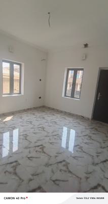 Executive 2 Bedroom Apartment, Via Apapa Road, Custain, Ebute Metta East, Yaba, Lagos, Flat / Apartment for Rent