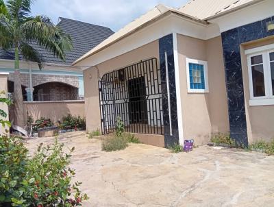 Exquisite Finished 3 Bedroom Bungalow, Agunbelewo Area, Osogbo, Osun, Detached Bungalow for Sale