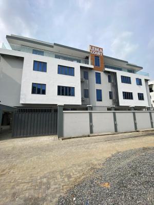 Spacious 2-bedroom Apartment with Boys Quarters,, Lekki Phase 1, Lekki, Lagos, Flat / Apartment for Sale