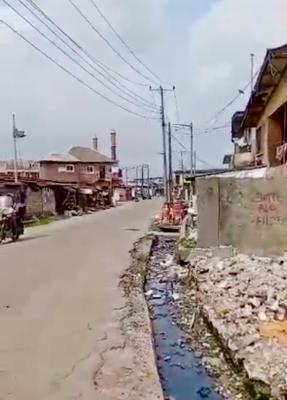 Vacant 600sqm in a Strategic Development, Karonwi Street, Via Oduduwa Road, Itire-ikate, Surulere, Lagos, Land for Sale