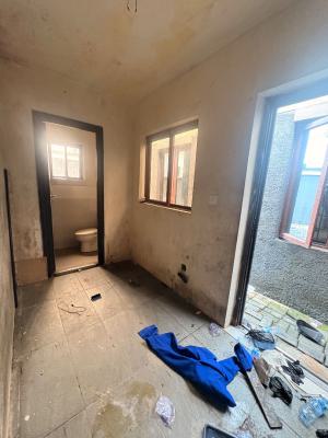 Spacious Bq in a Code-access Estate, Dpkay Estate Before The Orchid Roundabout, Lekki, Lagos, Flat / Apartment for Rent