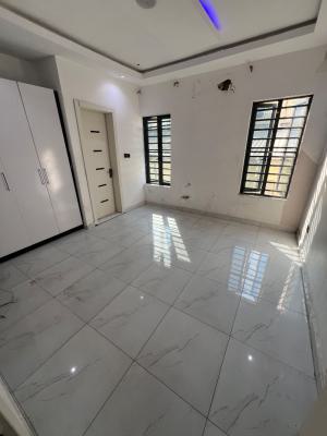 Spacious and Very Clean Semi-masters Room in a Shared Apartment, Salem, Ikate Elegushi, Lekki, Lagos, Self Contain (single Rooms) for Rent