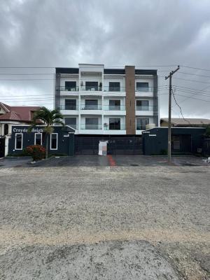 Lovely 3 Bedroom Apartment with Pool, Lekki Phase 1, Lekki, Lagos, Block of Flats for Sale