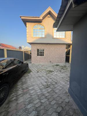 2 Bedroom Flat Downstairs, Ologunfe Roads, Awoyaya, Ibeju Lekki, Lagos, Flat / Apartment for Rent