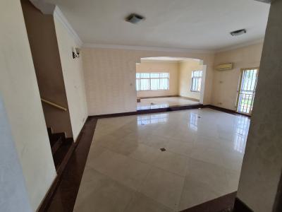 a Serviced  4 Bedroom  Semi-detached Duplex  with a Room Bq, Lekki Phase 1, Lekki, Lagos, Semi-detached Duplex for Rent