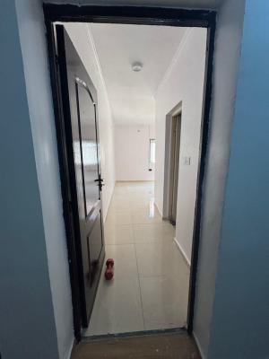 Spacious Room Shared Apartment in a Serene Environment, with Luxury Ki, -lekki Phase 1 Proper, Lekki, Lagos, Mini Flat (room and Parlour) for Rent