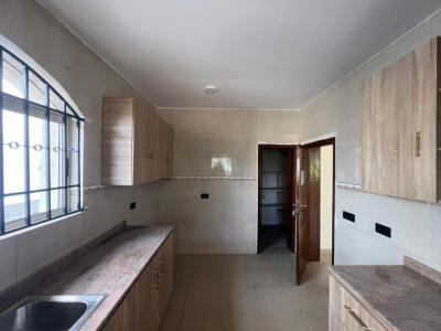 3 Bedroom Apartment, Right Hand Side, Lekki Phase 1, Lekki, Lagos, Flat / Apartment for Rent