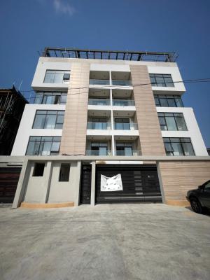 Spacious 2 Bedroom, Lekki Phase 1, Lekki, Lagos, Flat / Apartment for Sale