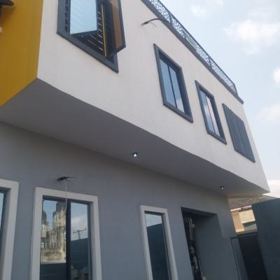Lovely 4 Bedrooms Duplex, Magodo Phase 1, Magodo, Lagos, Detached Duplex for Rent