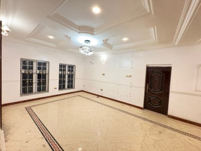 Tastefully Finished 3 Bedroom Apartment, Off Admiralty Way, Lekki Phase 1, Lekki, Lagos, Flat / Apartment for Rent