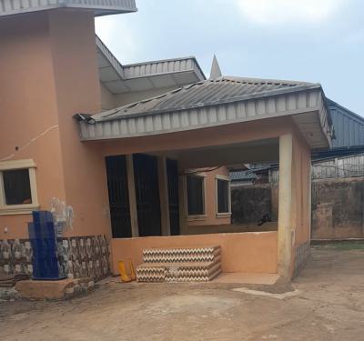 4 Bedroom Bungalow with 5 Toilets, 2 Bedrooms Flat 100ft By 100ft Land, Oko-central Road, Off Airport Road Gra, Benin, Oredo, Edo, Detached Bungalow for Sale