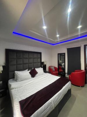 Luxury 1bedroom Flat with Excellent Facilities, Victoria Island (vi), Lagos, Flat / Apartment for Rent