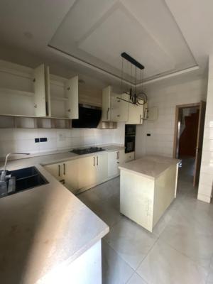 Room Space in a 4bedroom Duplex, Ikota Estate, Ikota, Lekki, Lagos, Flat / Apartment for Rent