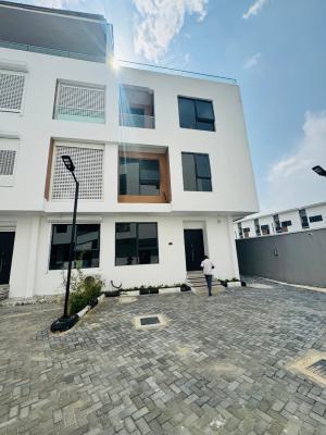 Specious 5bedrooms Semi Detached Duplex, Rooftop with Swimming Pool, Lekki Phase 1, Lekki, Lagos, Semi-detached Duplex for Sale
