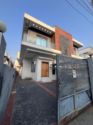 Renovated 4 Bedroom Duplex Self Compound Bq at Royal Phine Estate, Orchid Road Lekki Royal Phine Estate, Lekki, Lagos, Semi-detached Duplex for Rent