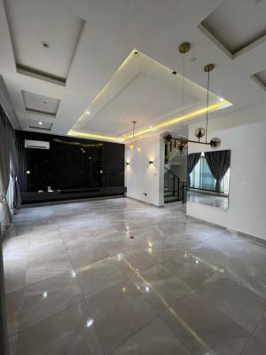 Luxury 2 Bedroom Penthouse with Excellent Facility, Lekki Phase 1, Lekki, Lagos, Flat / Apartment for Rent