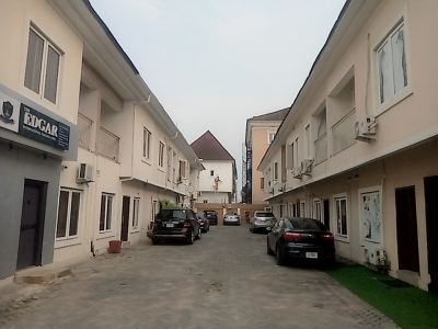 a Neatly and Massively Built 4 Bedroom Semi Detached Duplex and a Bq, Osapa, Lekki, Lagos, Semi-detached Duplex for Rent