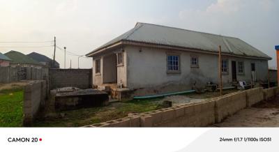 Distress 3bedroom Bungalow in a Well Developed Area with Premium Finis, Ibeju Lekki, Lagos, Detached Bungalow for Sale