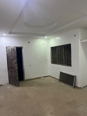 Clean Renovated 1 Bedroom Flat, Tarred Rd, Wuse Zone, Wuse, Abuja, Flat / Apartment for Rent