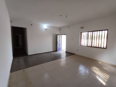 Clean 2 Bedroom Flat on The Ground Floor, Wuse 2, Abuja, Flat / Apartment for Rent