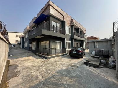a Spacious 3-bedroom Apartment with Bq, Lekki Phase 1, Lekki, Lagos, Flat / Apartment for Rent