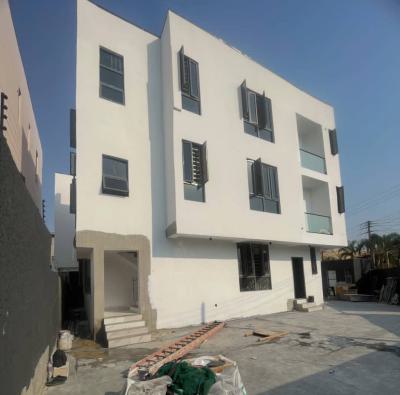 Service 3bedroom Apartment with Bq Fitted Kitchen with Large Space, Big Parking, and Good Road, Lekki Phase 1, Lekki, Lagos, Flat / Apartment for Rent