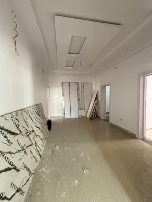 Spacious 2 Bedroom Apartment, Lekki Phase 1, Lekki, Lagos, Flat / Apartment for Rent