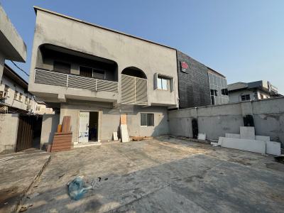 a Large 5 Bedroom Semi Detached House with 2 Bq in Lekki Phase 1., Lekki Phase 1., Lekki Phase 1, Lekki, Lagos, Semi-detached Duplex for Rent