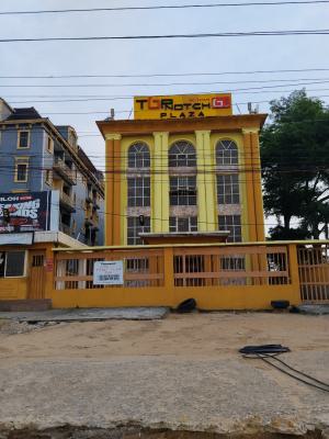 Office Space/ Restaurant 130sqm, Abraham Adesajya, Ajah, Lagos, Plaza / Complex / Mall for Rent