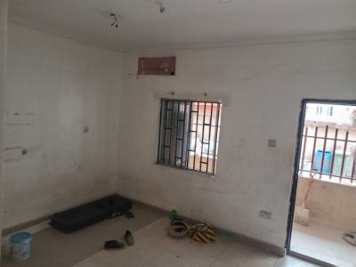 Woodford 2 Bedroom Flat, Adekunle By Lsdpc Estate, Yaba, Lagos, Flat / Apartment for Rent