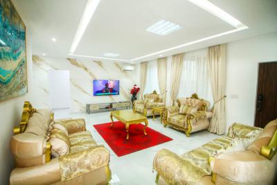 Beautiful 3bedroom Apartment with Bq, Pool, 247 Power +inverter, Lekki Phase 1, Lekki, Lagos, Flat / Apartment for Rent