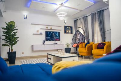 Modernised 3 Bedroom Duplex with Swimming Pool & Snooker, Isaac John, Ikeja Gra, Ikeja, Lagos, Terraced Duplex Short Let