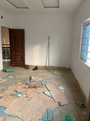 Beautiful Studio Apartment for Lease, Odubanjo Street, Palmgrove, Shomolu, Lagos, Self Contain (single Rooms) for Sale