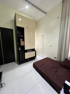 Single Room, Lekki, Lagos, Flat / Apartment for Rent