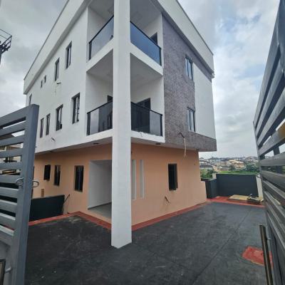 Exquisitely Built 5 Bedroom Detached Duplex with 2 Bedroom Flat Bq & Gy, Gra Phase 2, Magodo, Lagos, Detached Duplex for Sale