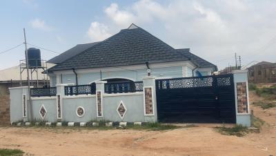 Luxury 4 Bedroom Bungalow., Back of Ilesa Garage, Osogbo, Osun, Detached Bungalow for Sale