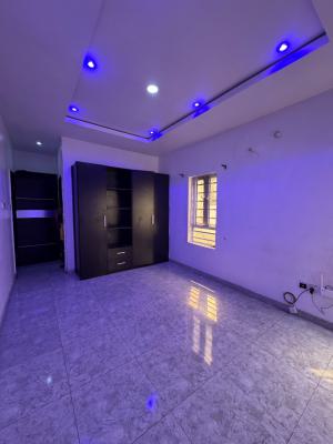 Self Contain, Chevy View Estate, Lekki Expressway, Lekki, Lagos, Self Contain (single Rooms) for Rent